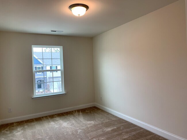 Building Photo - 4406 Bethel Park Dr