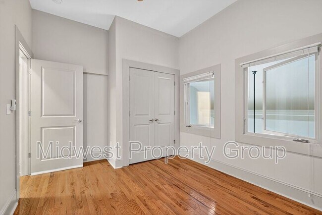 Building Photo - 4244 Chouteau Ave