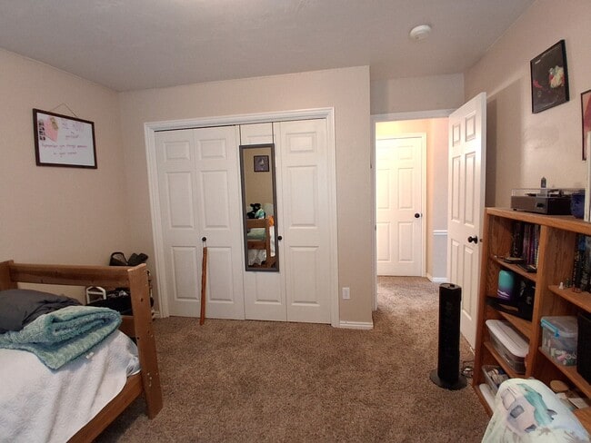 Building Photo - 577 N 100 W St