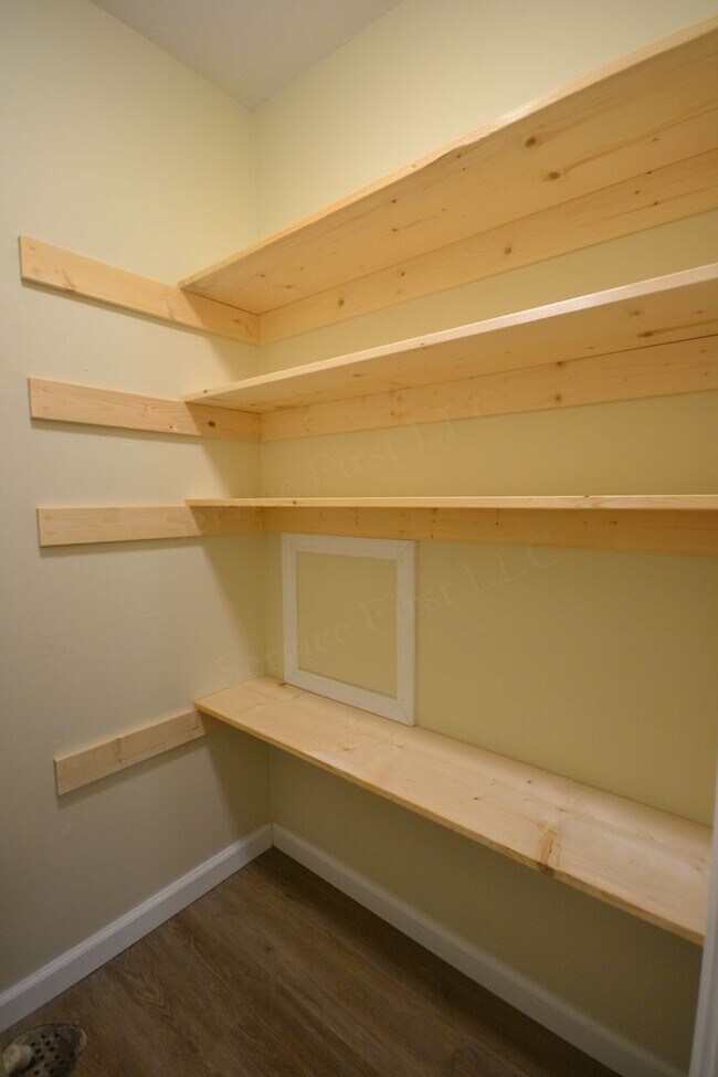 Building Photo - Sommerfield Apartments