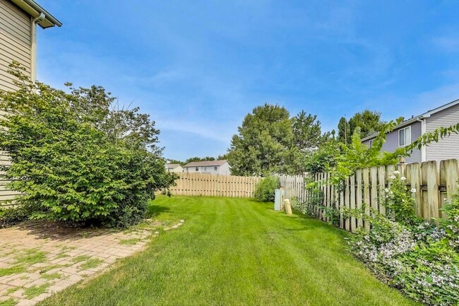 Building Photo - 2710 Glenwood Ct