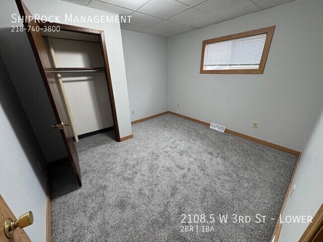 Building Photo - 2108.5 W 3rd St