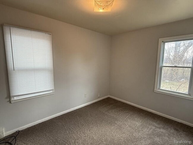 Building Photo - 12851 Rosemary Blvd