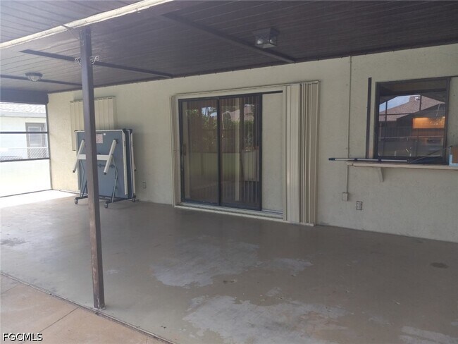 Building Photo - 1106 SE 21st Ln