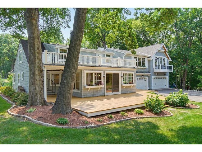 Building Photo - 2615 Shadywood Rd