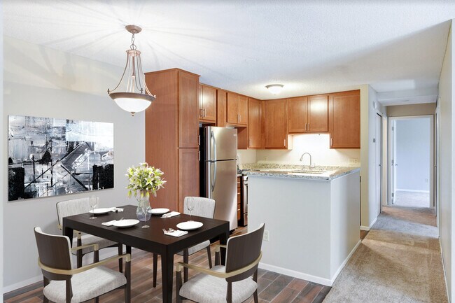 Building Photo - Walnut Trails Townhome Apartments
