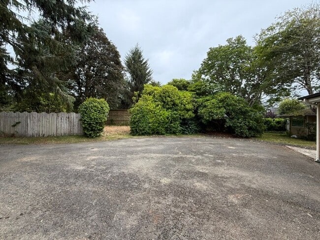 Building Photo - 91251 Cape Arago Hwy