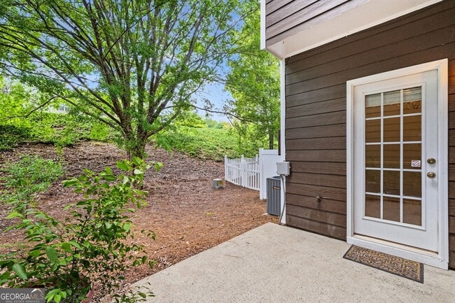 Building Photo - 2775 Pierce Brennen Ct NE
