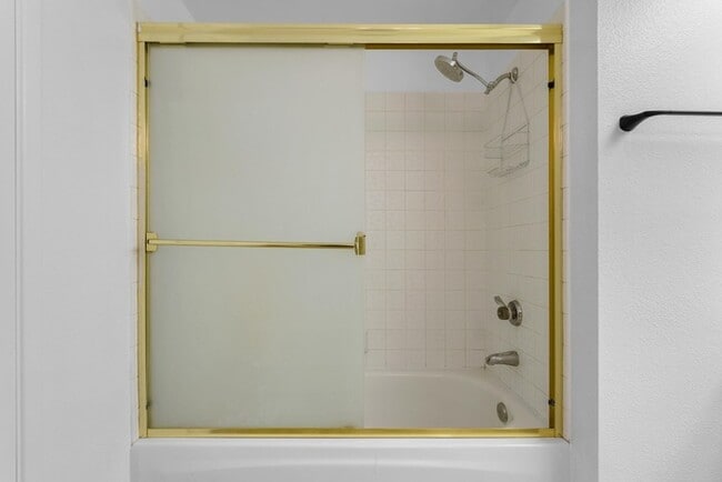 Building Photo - Lake-View 2BR / 2BA Condo with Balcony & Resort-Style Amenities at Canyon Shores