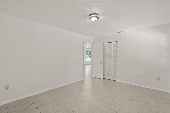 Building Photo - 2114 Bispham Rd