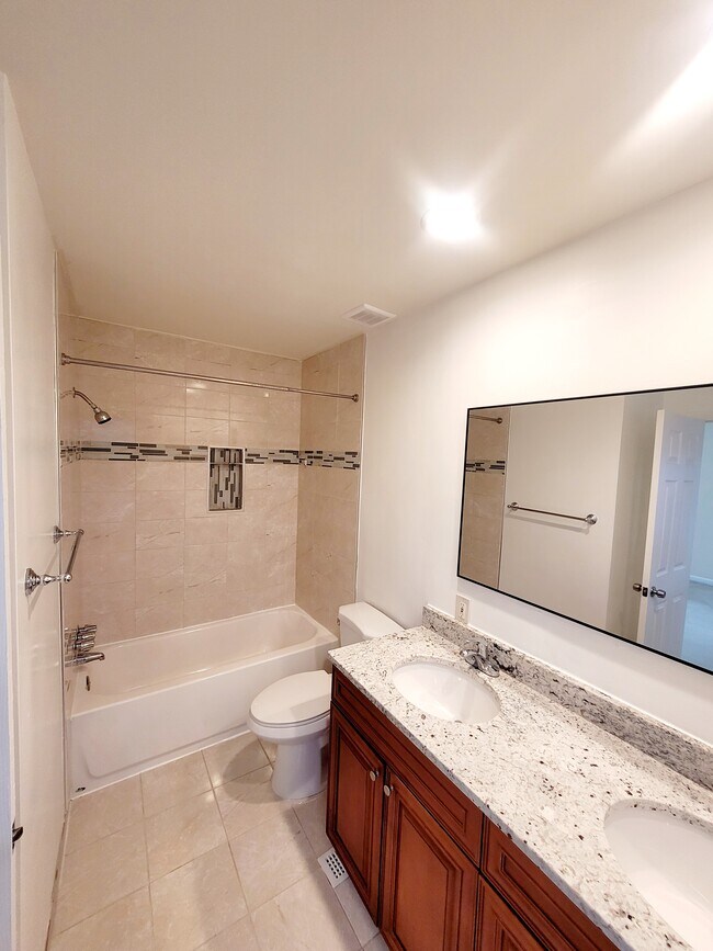 Building Photo - 7415 Fountain Head Dr