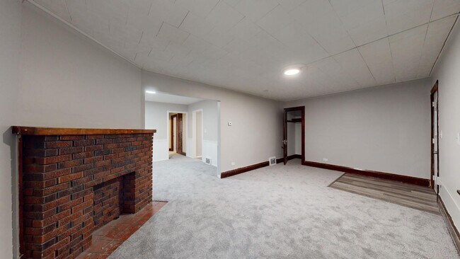 Building Photo - 3975 W.23rd