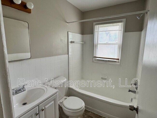 Building Photo - 20274 Kingsville St