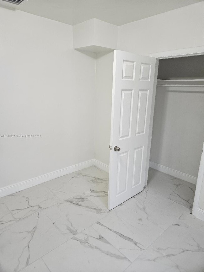 Building Photo - 148 NE 78th St