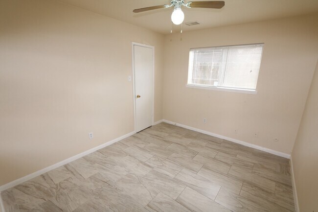 Building Photo - 13318 Rain Lily Ln