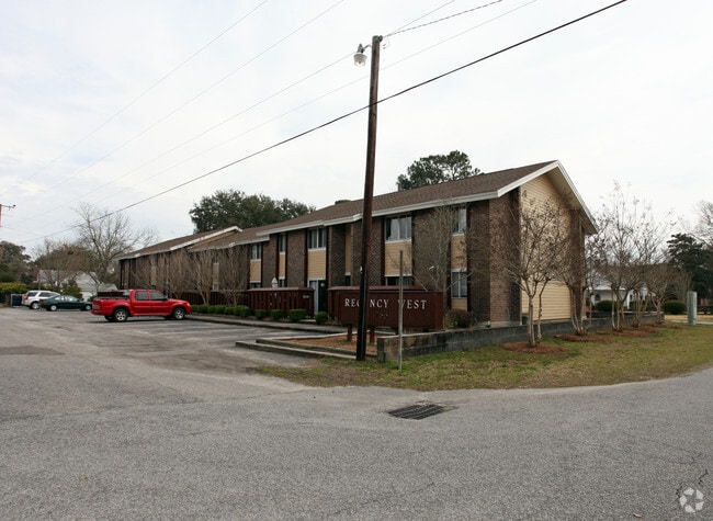Primary Photo - 753 Ashdale Dr