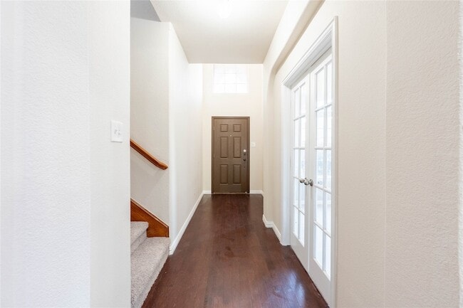 Building Photo - 2725 Tangerine Ln