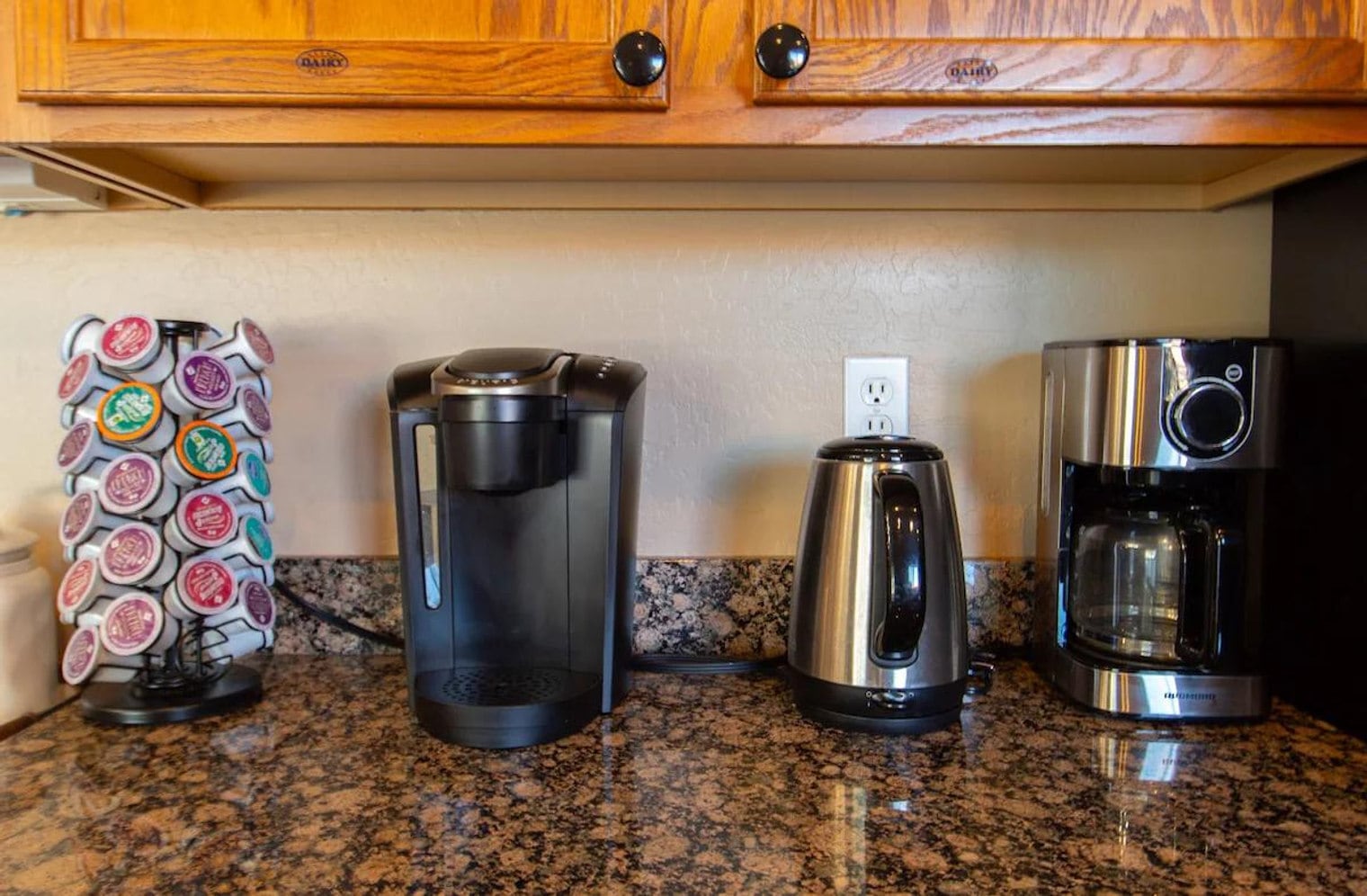 Building Photo - 1994 E Racine Dr