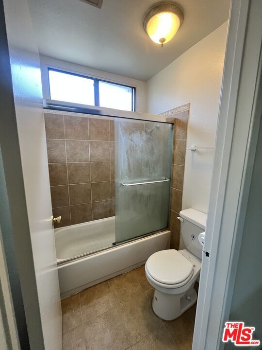 Building Photo - 443 S Gramercy Pl