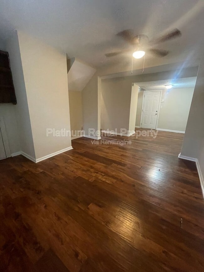 Building Photo - 377 Arbour Way