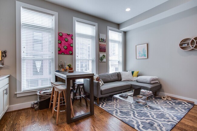 Building Photo - Marvelous Modern Mt Vernon Two-Bedroom!