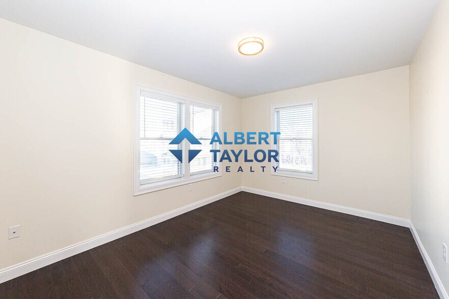 Building Photo - 5 Malvern Ter