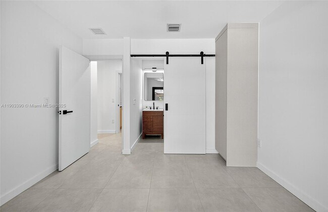 Building Photo - 7865 SW 183rd Terrace