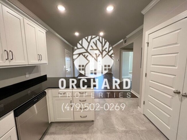 Building Photo - 2/1 Flat | Endura Park- Apartments in Siloam Springs!