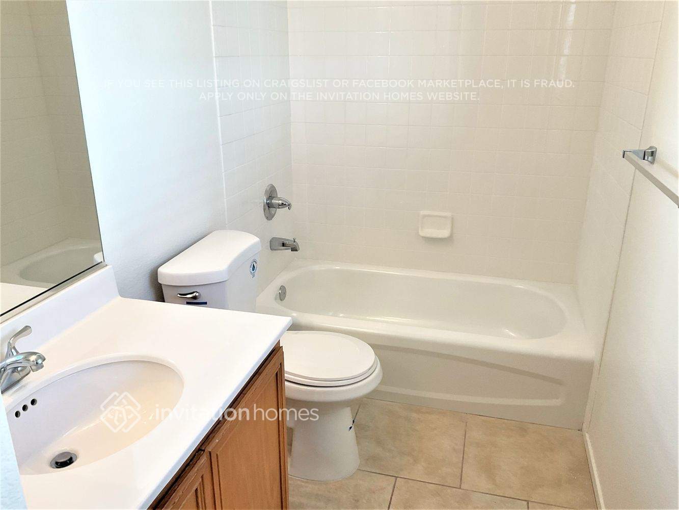 Building Photo - 9548 Glen Iris St