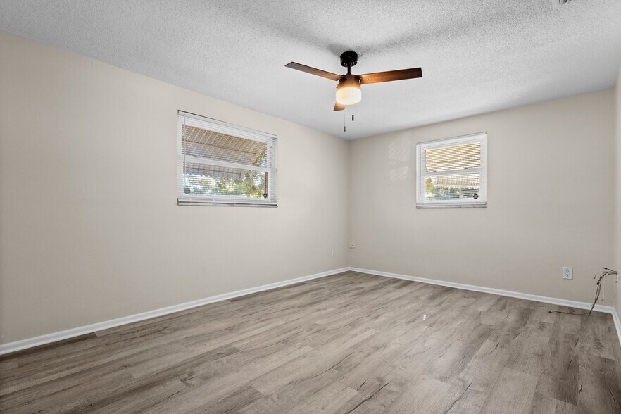 Building Photo - 2509 Sweetwood Dr