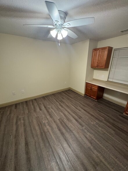 Building Photo - 1711 Muscovy Way