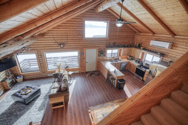 Building Photo - 5406 Henrys Lake Rd