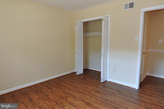 Building Photo - 13831 Delaney Rd