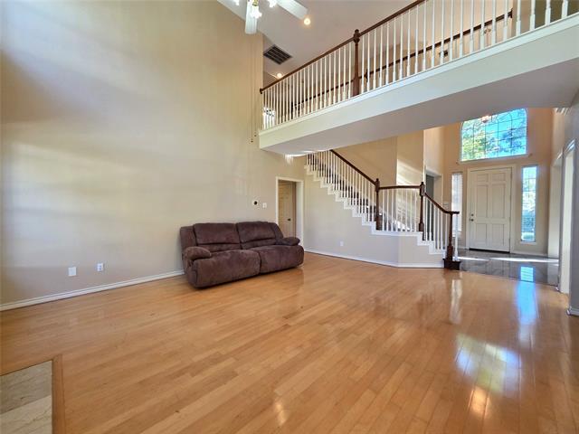 Building Photo - 9603 Wolf Creek Dr