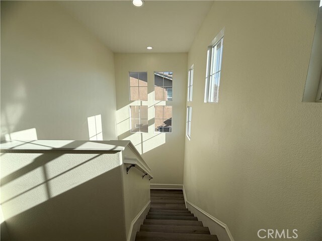 Building Photo - 22520 Venice St