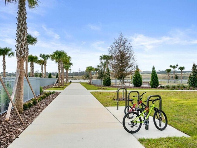 Building Photo - 3220 Canna Lily Pl