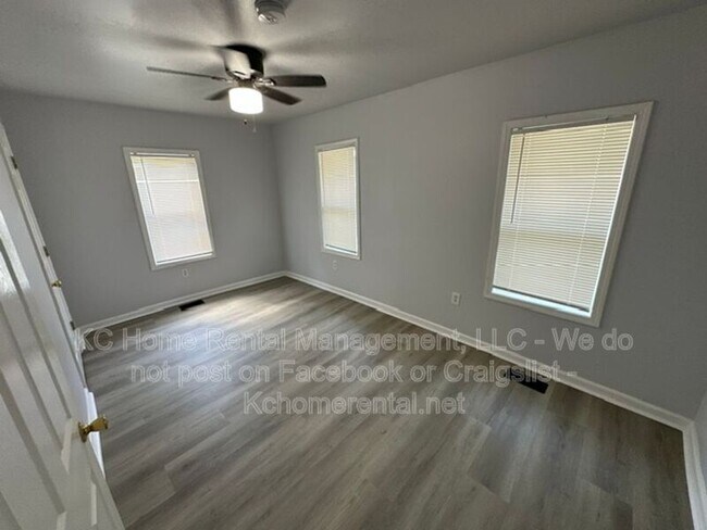 Building Photo - 4116 Springfield St