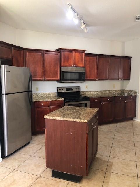 Building Photo - 220 Villa Di Este Terrace