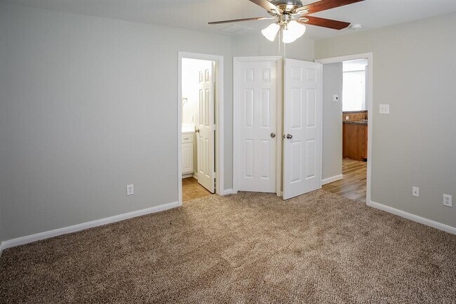 Building Photo - 12914 Belmont Legend Ct