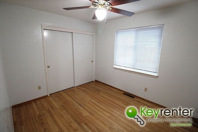 Building Photo - 3429 Braeburn St