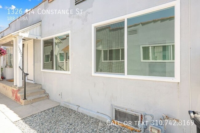 Building Photo - 1326 1/4 Constance St-