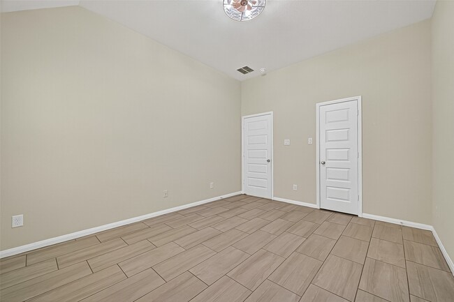 Building Photo - 17506 Waeback Dr