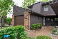 Building Photo - 2200 Bushnell Dr
