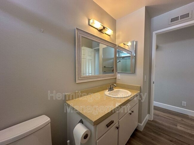 Building Photo - 23 Rockwood