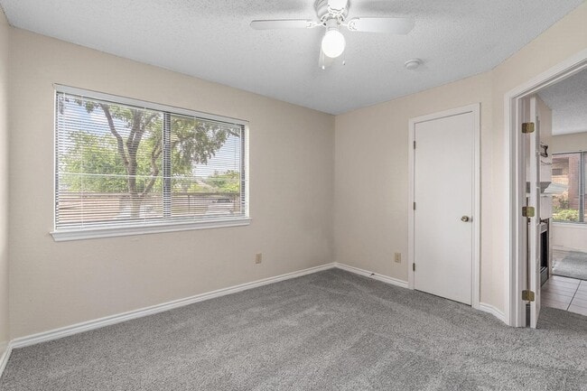 Building Photo - 1712 Baird Farm Cir