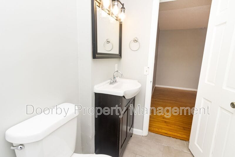 Building Photo - 11412 London Ln