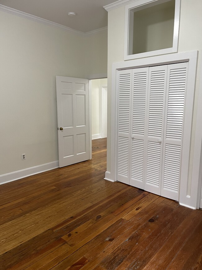 Bedroom - 214 N Morris St