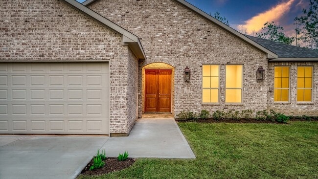 Building Photo - 12110 W Tara Plantation Dr