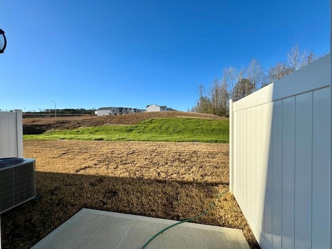 Building Photo - 149 Tributary Wy