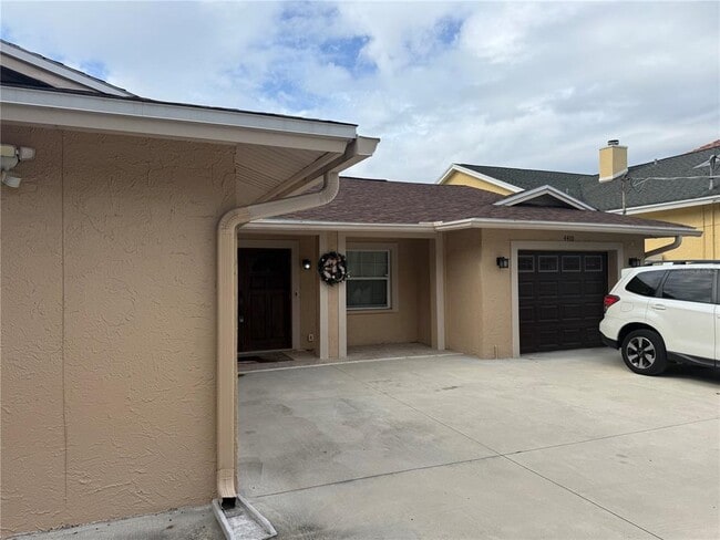 Building Photo - 4410 Waltham Ave